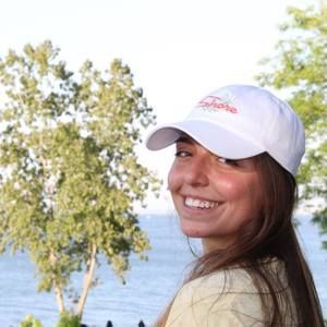 Meet your Posher, Maddie